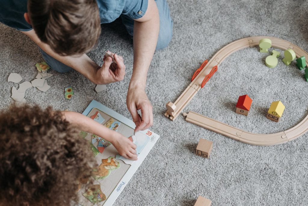 What cognitive skills do children develop when doing puzzles?